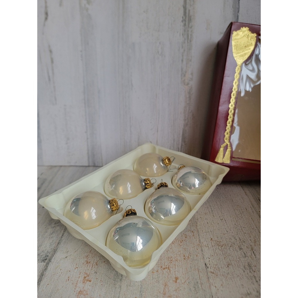 Victoria 2 inch vintage white opaque ball glass ornament Xmas set home decor